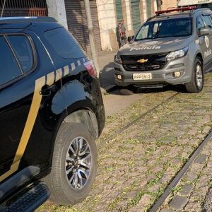 Polícia Federal incinera 2,16 toneladas de drogas apreendidas no Porto de Santos