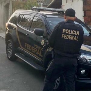 Polícia Federal cumpre mandados de prisão em operação contra o tráfico internacional no Porto