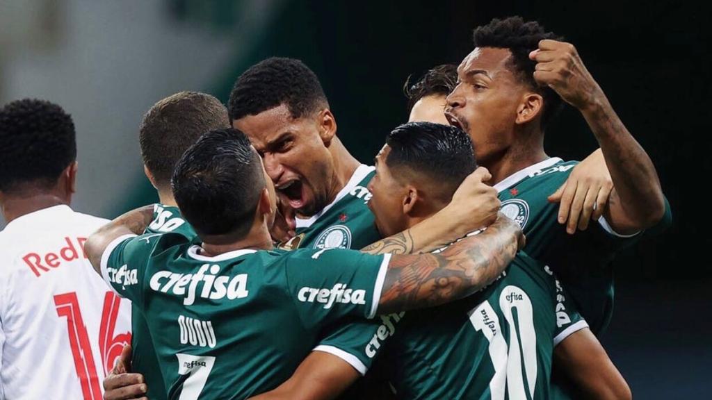 Palmeiras vence Bragantino no Paulista e faz nona final com Abel